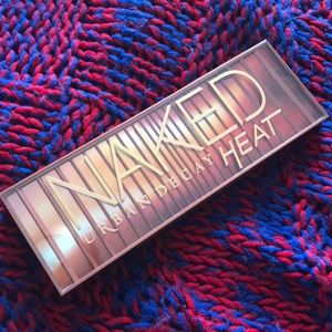 Urban Decay Naked Heat Palette